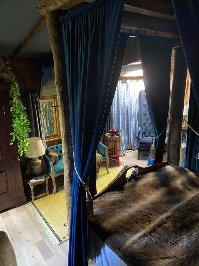 Jungle Cabin Martin Mill Ngoại thất bức ảnh
