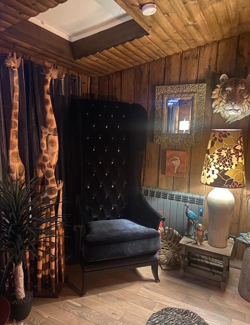 Jungle Cabin Martin Mill Ngoại thất bức ảnh